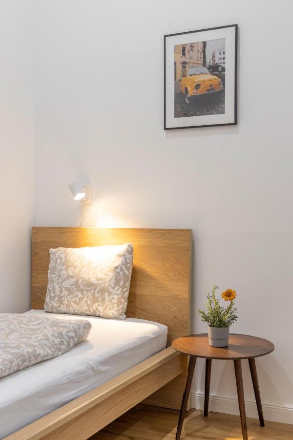 Central Grand Apartment With 5Bedrm 2Bathroom 布达佩斯 外观 照片