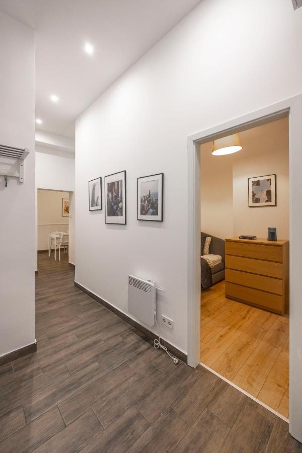 Central Grand Apartment With 5Bedrm 2Bathroom 布达佩斯 外观 照片