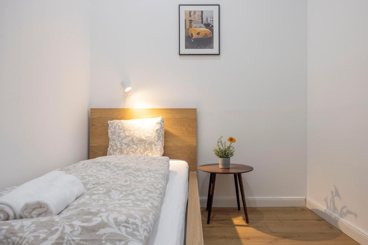 Central Grand Apartment With 5Bedrm 2Bathroom 布达佩斯 外观 照片